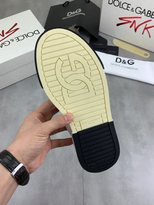 Dolce & Gabbana NS1 Red Black Bold Logo Side Panel Chunky Sculpted Sole Lifestyle Sneakers 2