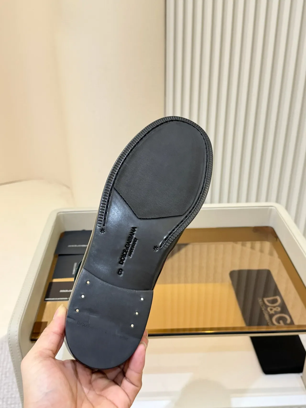 دولشي و غابانا Penny Loafer جلد لامع أسود 2
