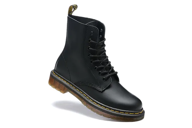 Dr. Martens 1460 Bottes Martin en Cuir Noir Lisse 4
