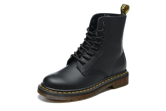 Dr. Martens 1460 Bottes Martin en Cuir Noir Lisse 6