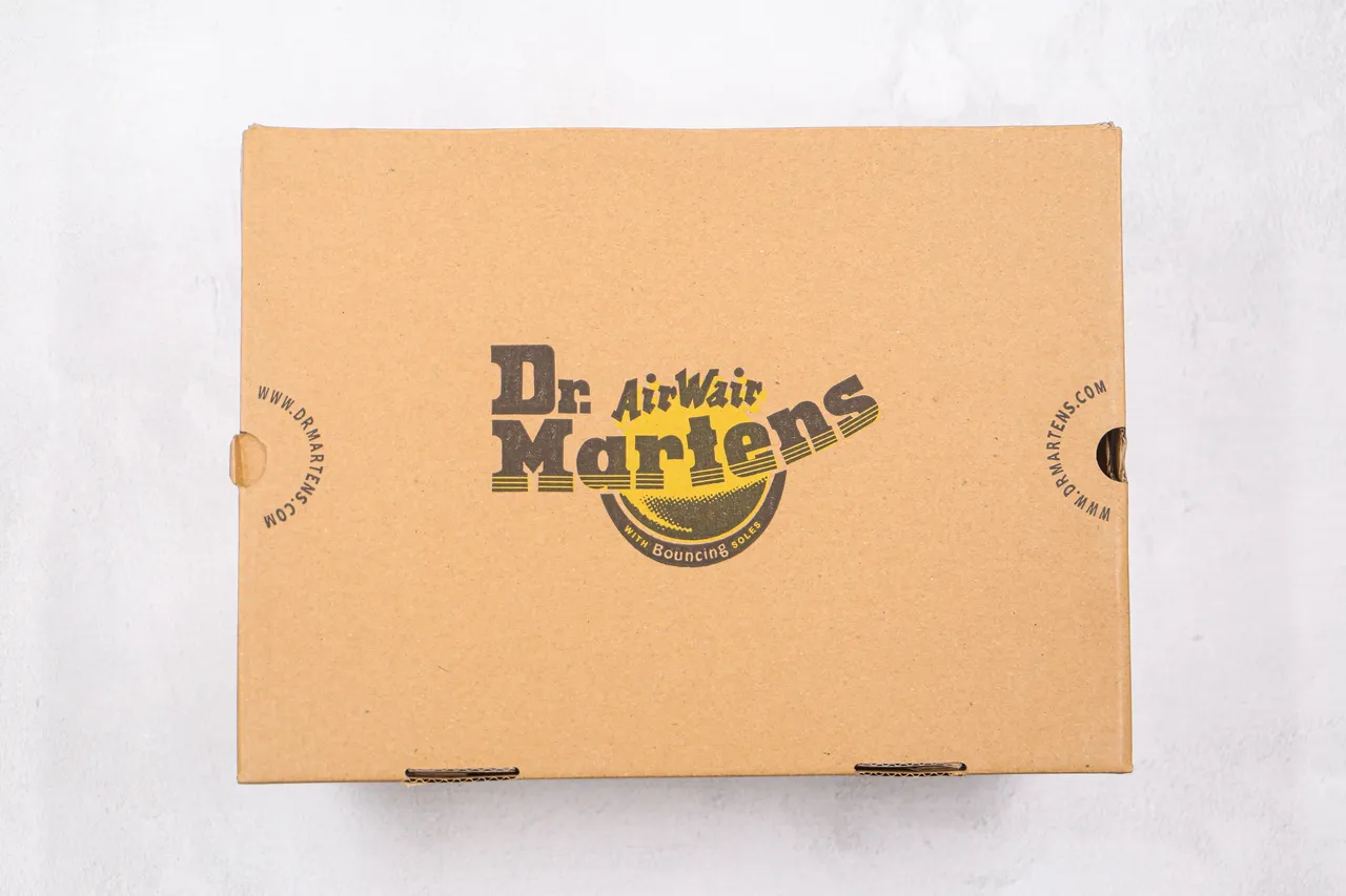 Dr. Martens Jadon काला पीला प्लेटफॉर्म सोल कैप टो मार्टिन बूट्स 11