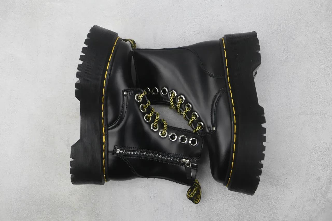 Dr. Martens Jadon কালো ও হলুদ প্ল্যাটফর্ম সোল মসৃণ চামড়া মার্টিন বুট 2