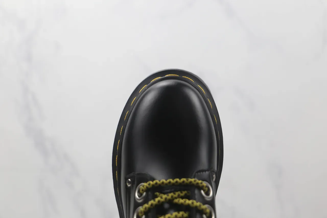 Dr. Martens Jadon কালো ও হলুদ প্ল্যাটফর্ম সোল মসৃণ চামড়া মার্টিন বুট 6