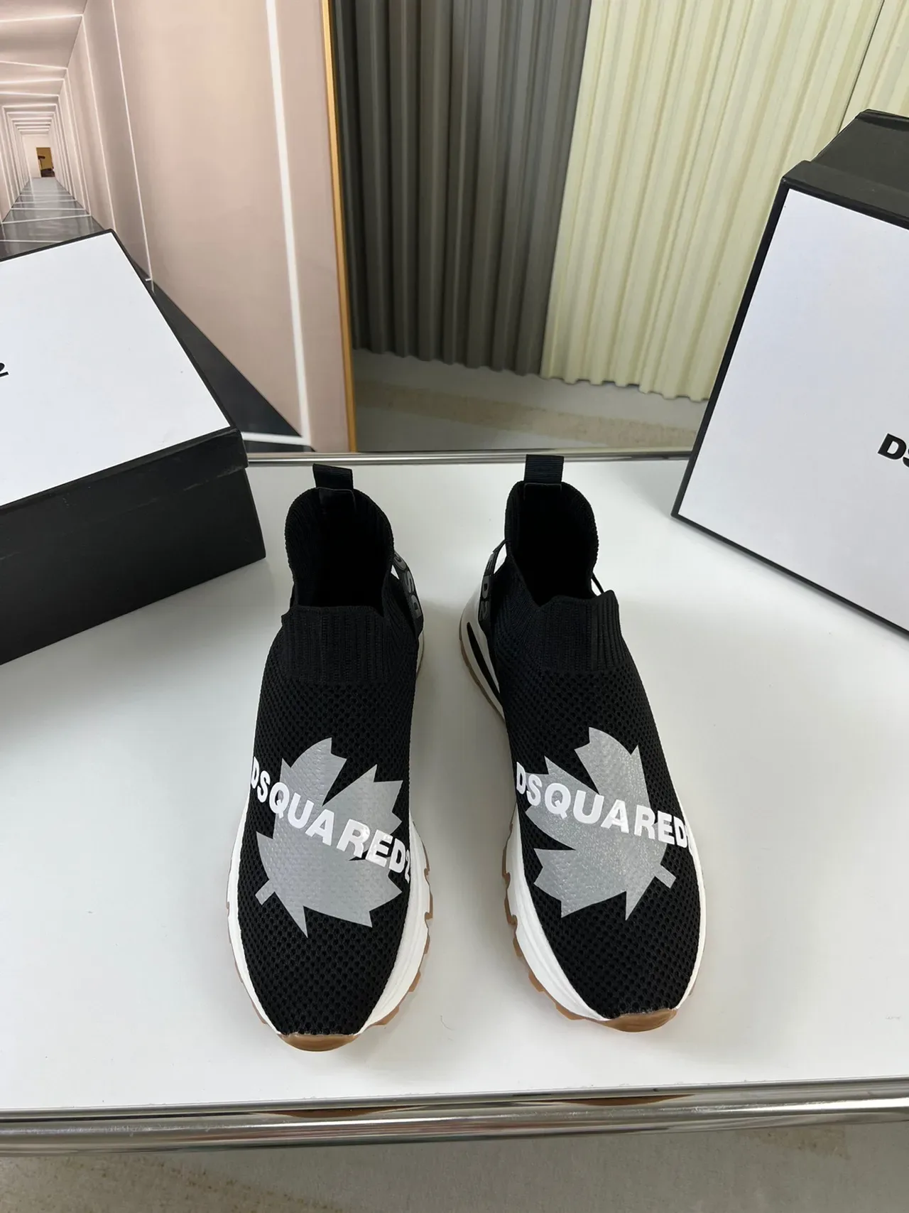 Dsquared2 Tênis Lifestyle Preto Branco Tricô Ajuste Meia Superior Sem Cadarços Slip-On 8