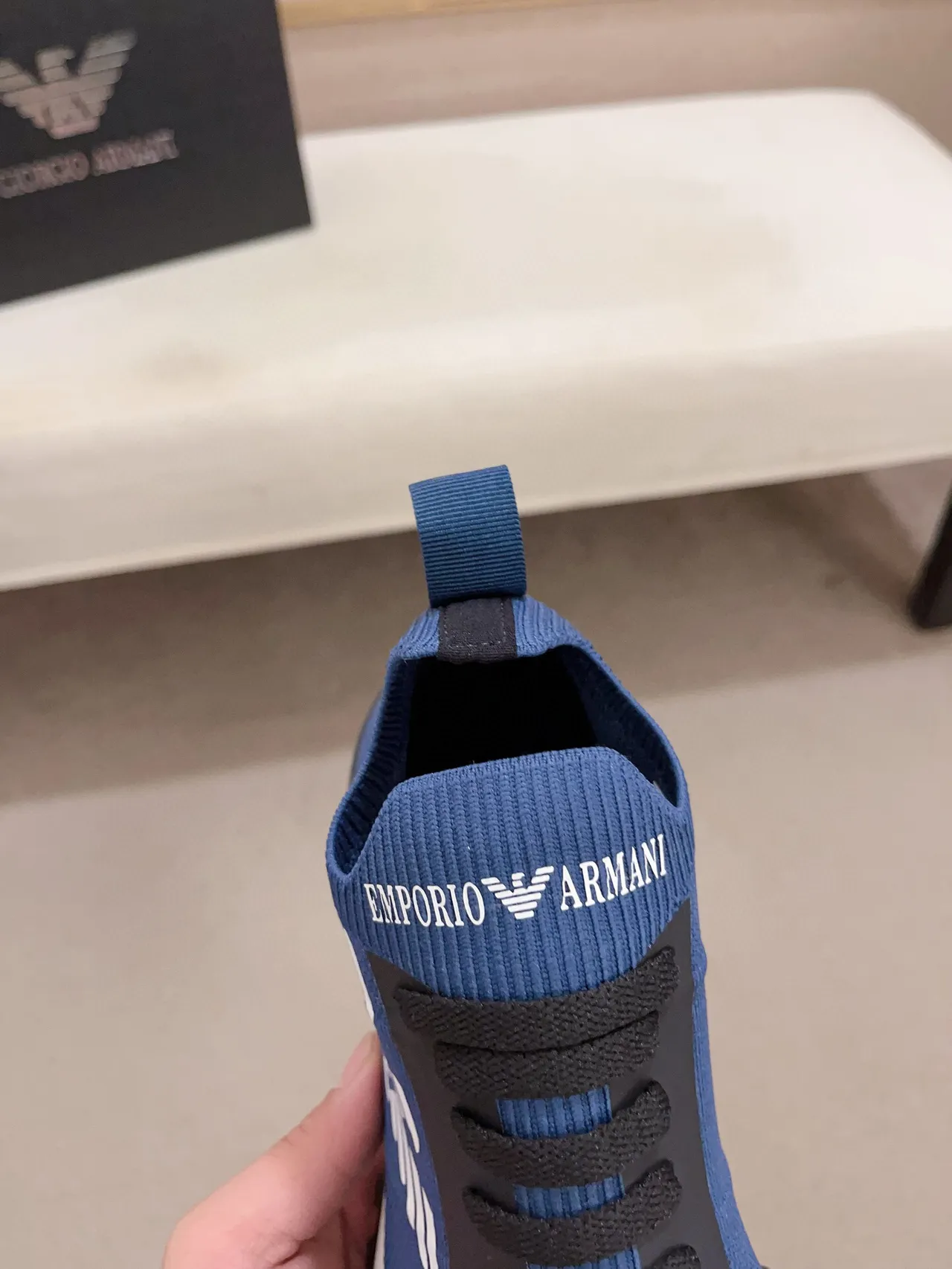 Emporio Armani Basket Lifestyle Bleu Tricot avec Logo Aigle 6