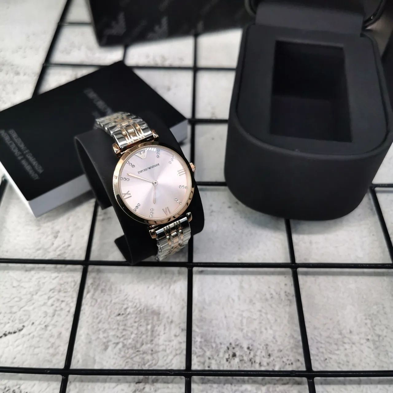 Emporio Armani ذهبي فضي حالة دائرية وجه شمسي ساعة كوارتز 6