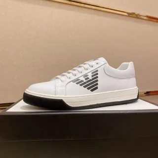 Emporio Armani সাদা কালো লো-টপ লেদার আপার লাইফস্টাইল স্নিকার্স