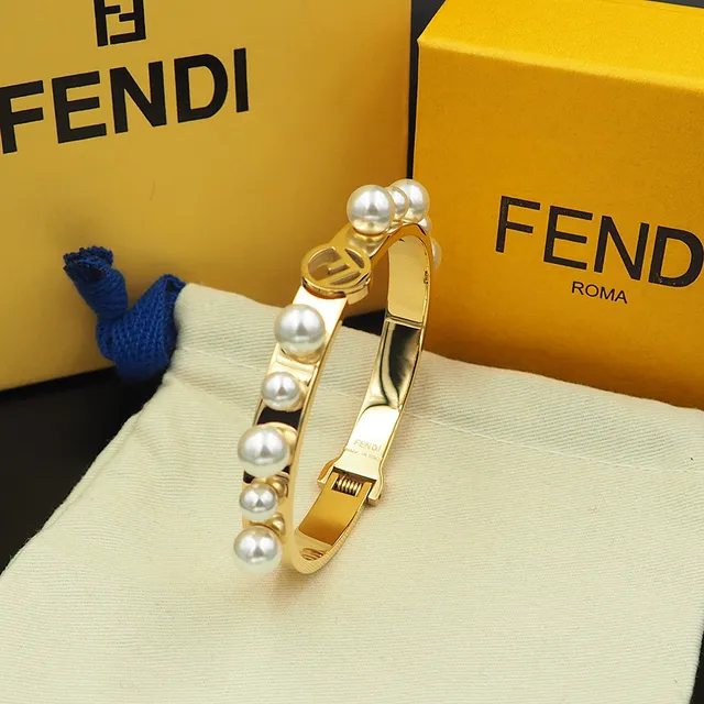 Fendi F Is Fendi Bracelet perlé en ton doré avec logo 5
