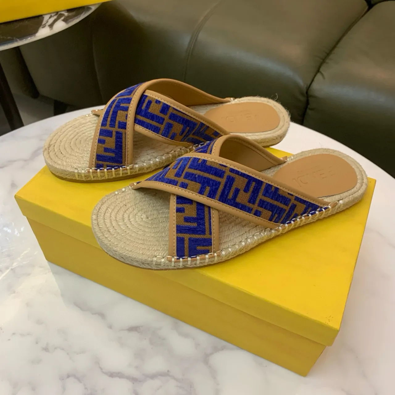 Fendi FF জ্যাকার্ড ক্রসড স্ট্র্যাপ এসপাড্রিল চপ্পল 2