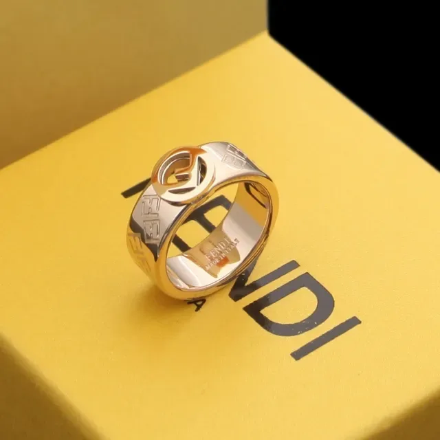 Anillo Fendi FF Logo Banda Ancha Oro Rosa 2