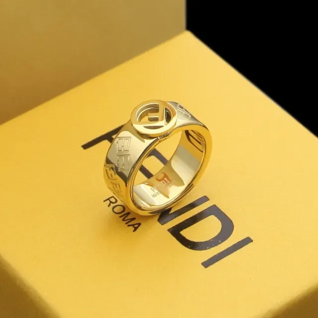 Anillo Fendi FF Logo Banda Ancha Oro Rosa 4