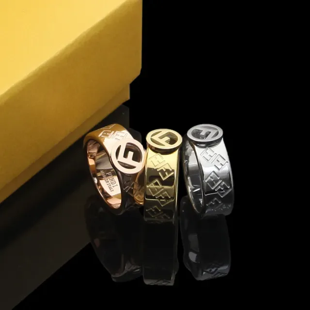 Anillo Fendi FF Logo Banda Ancha Oro Rosa 7