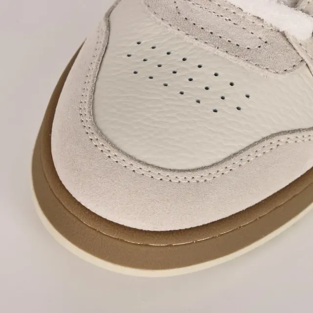 Fendi First Off-White و Tan حذاء رياضي 5