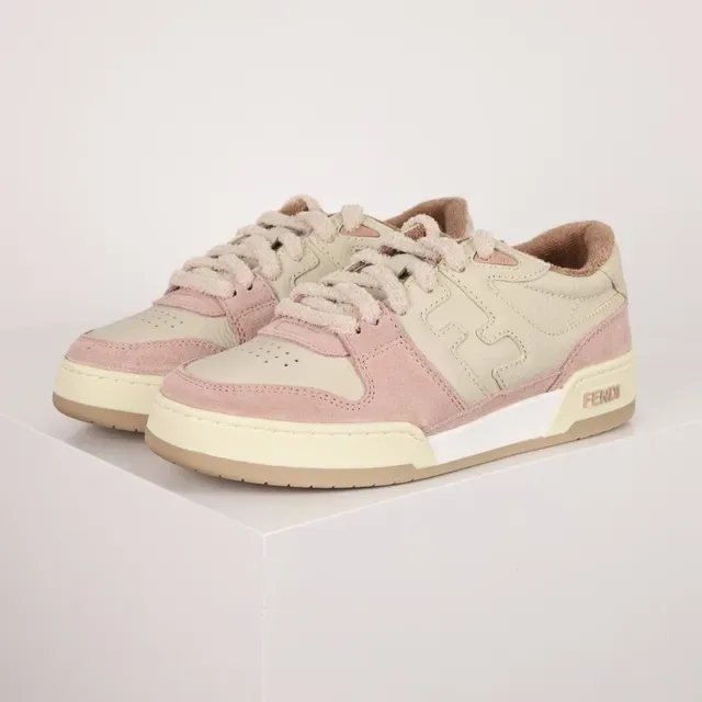 Fendi First Rosa Beige En Capas Ante Y Cuero Parte Superior Con Logo FF Embossado Zapatillas Lifestyle 2