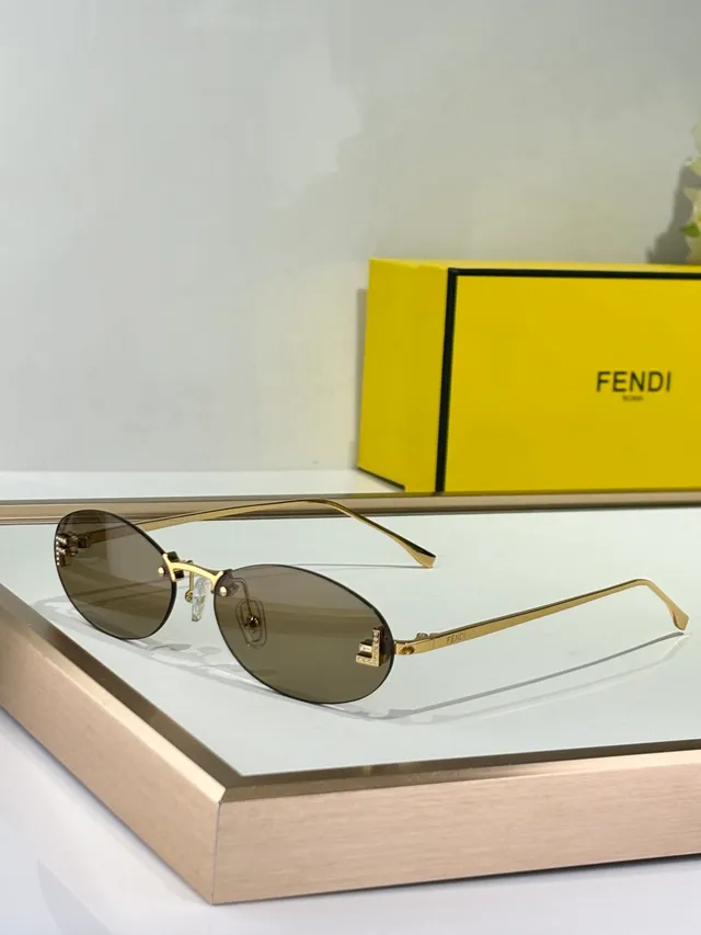 Fendi 金棕色椭圆镜片薄金属框太阳镜 4