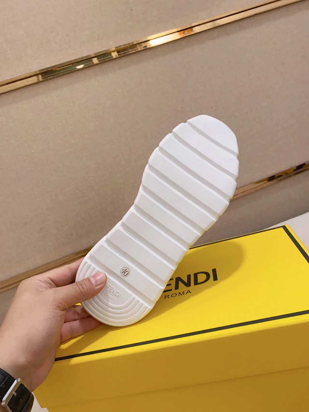 Fendi Marine Blanc Tricoté Supérieur Sculpté Rainuré Semelle Intermédiaire Sneakers Lifestyle 2