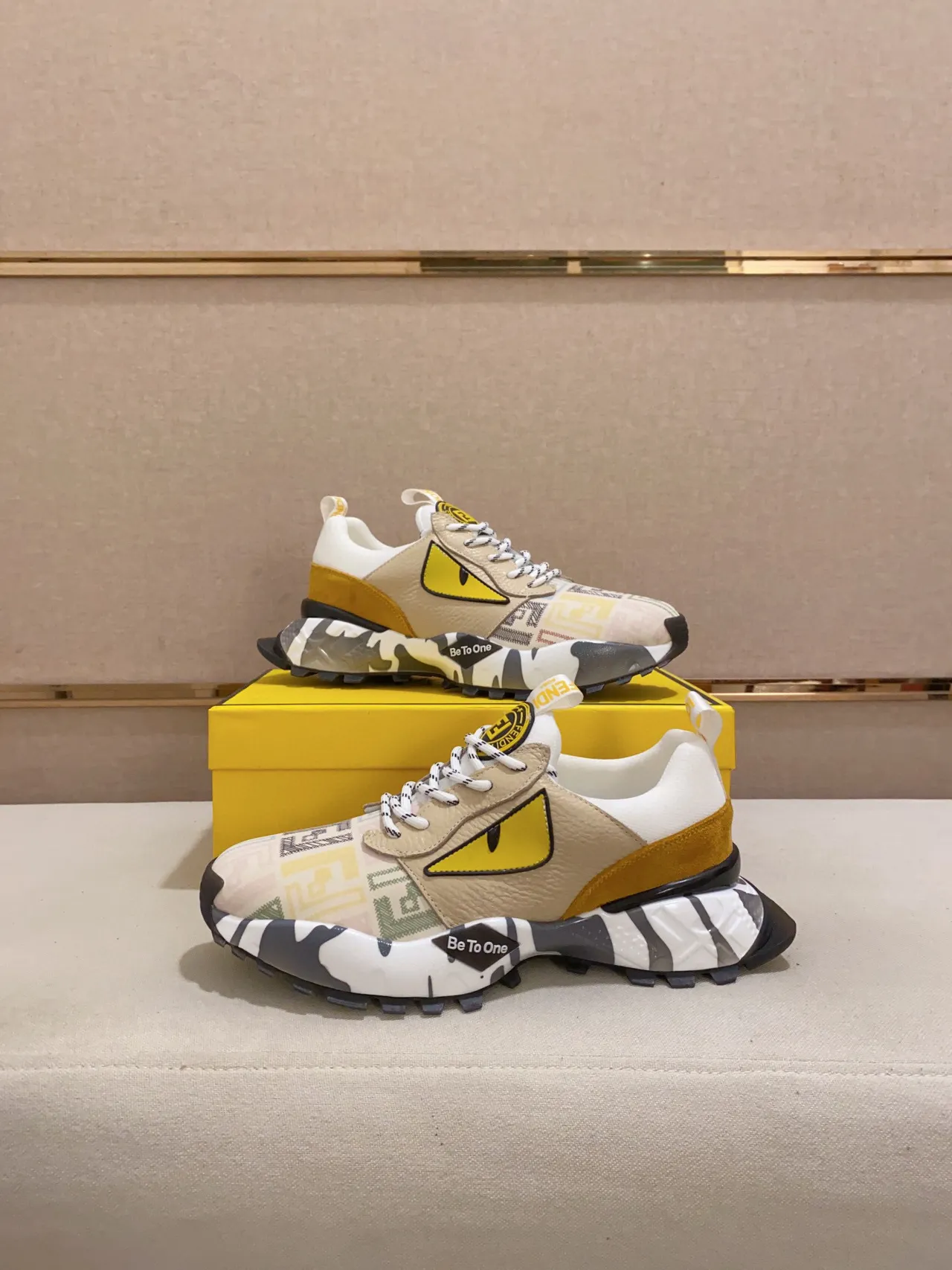 Fendi Suela Amarillo Beige Motivo Ojo Monstruo Zapatillas Chunky 4