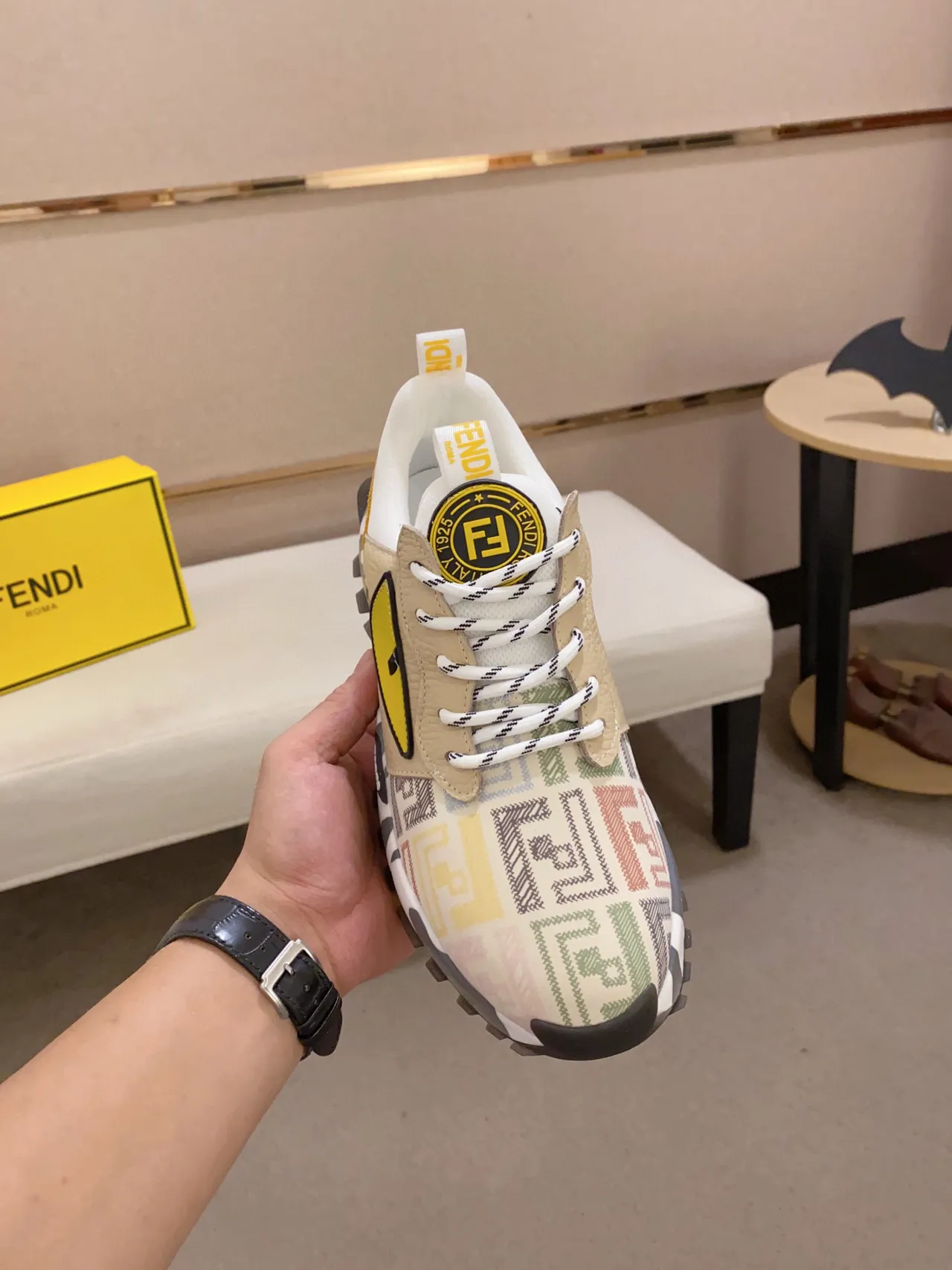 Fendi Suela Amarillo Beige Motivo Ojo Monstruo Zapatillas Chunky 9