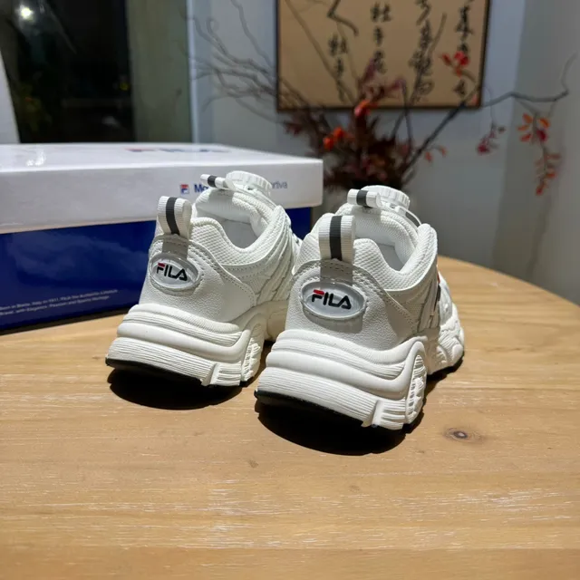 Fila White Pink Midsole Dial-Closure System Chunky Sneakers 22