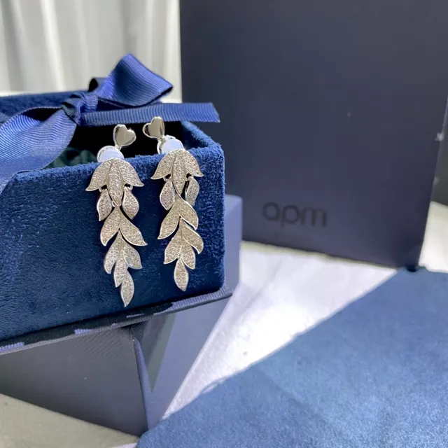 apm Monaco Leaf-Shaped Pavé Dangling Earrings 5