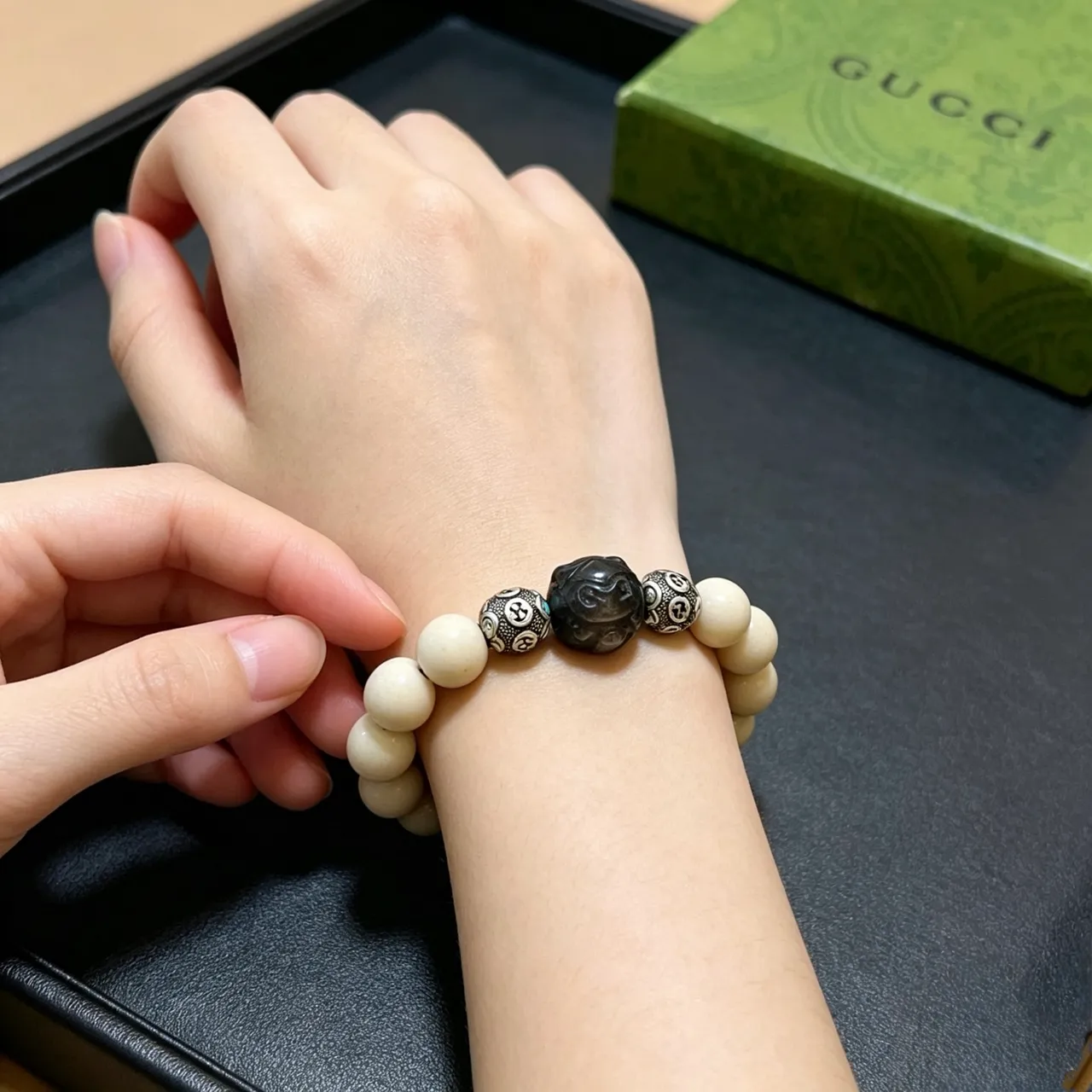 Beige Black Beaded Carved Focal Bead Bracelet 4