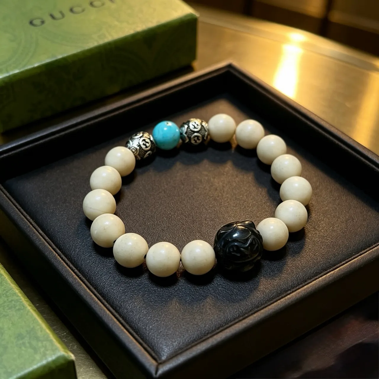 Beige Black Beaded Carved Focal Bead Bracelet 9
