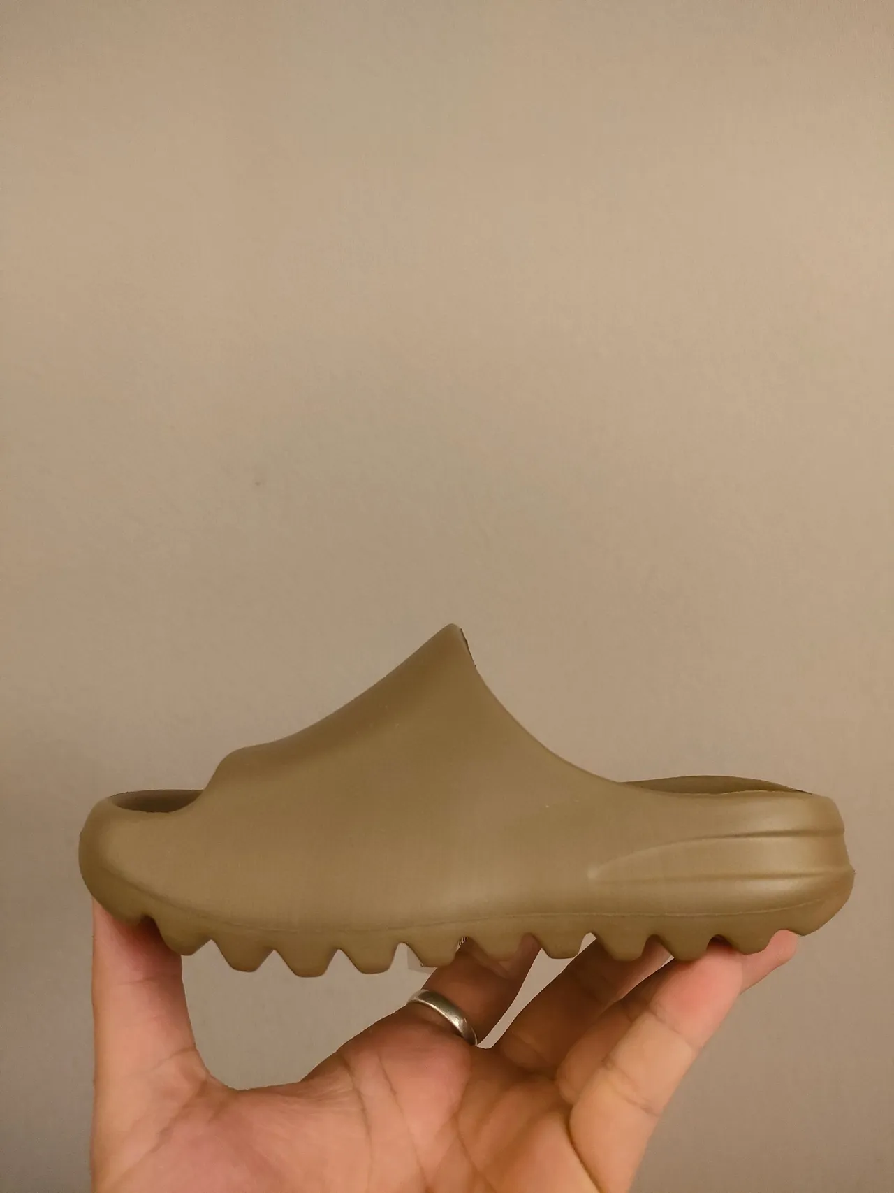 Beige Molded Foam Construction Scalloped Outsole Clog 18