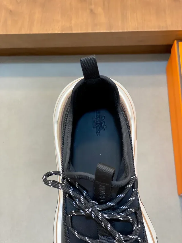 Black and Beige Chunky Sole Lifestyle Sneaker 4