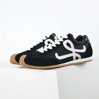 Zapatillas lifestyle de bajo corte con logo de monograma negro y blanco