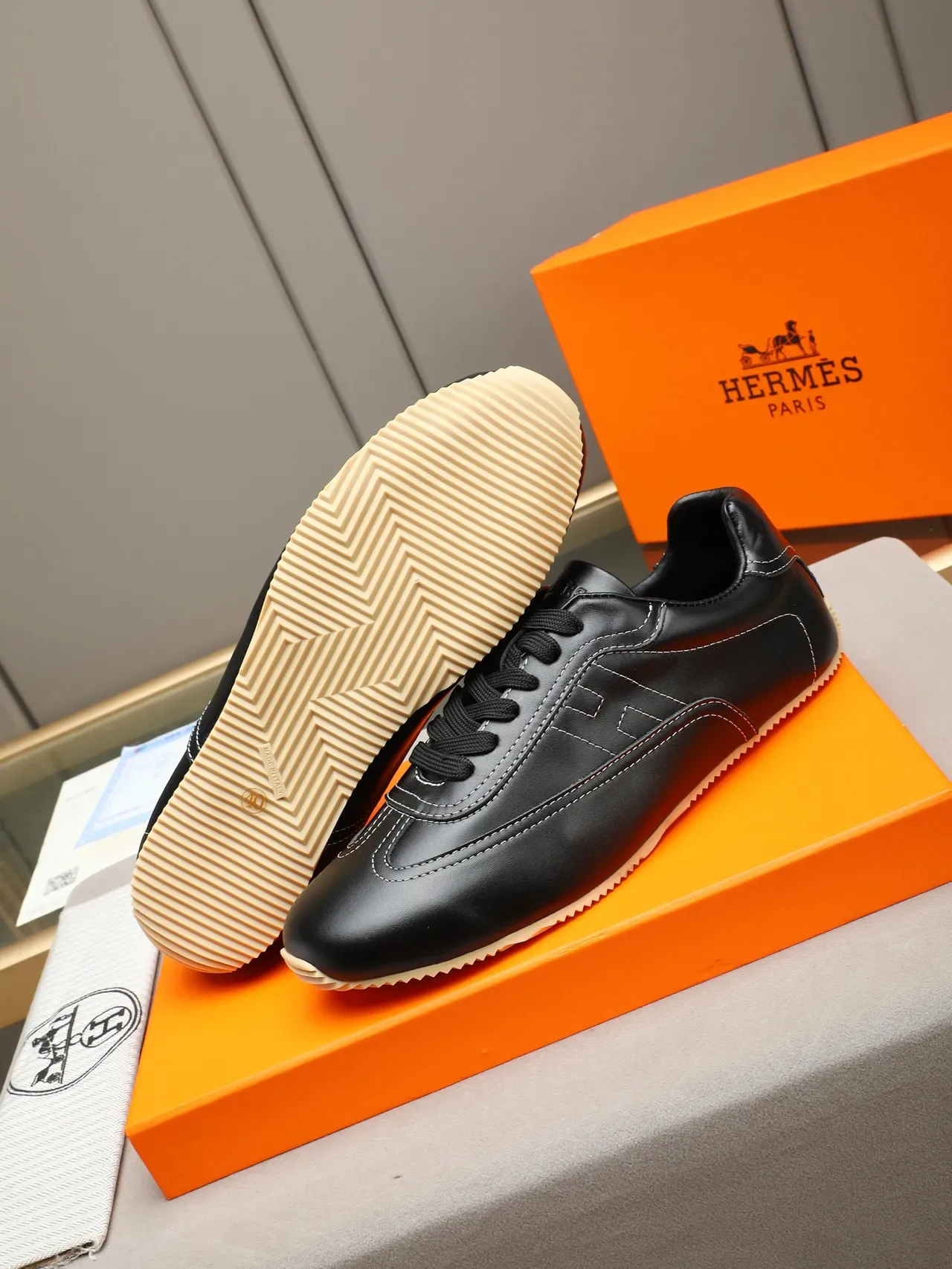 Zapatos Casuales De Cuero Negro Beige Con Costura Blanca Contrastante 4