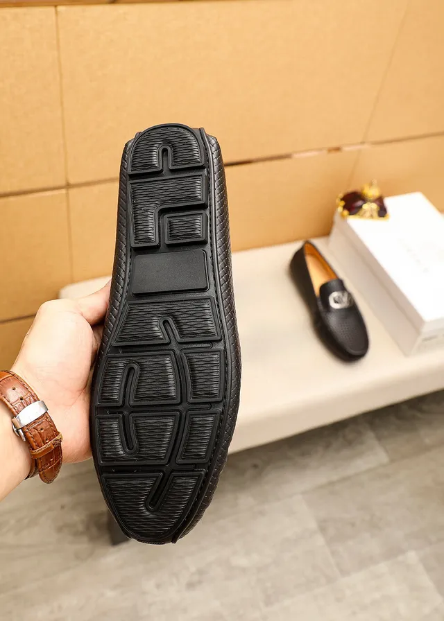 Black Brown Woven Leather Upper Metal V-Plaque Accent Loafer 9
