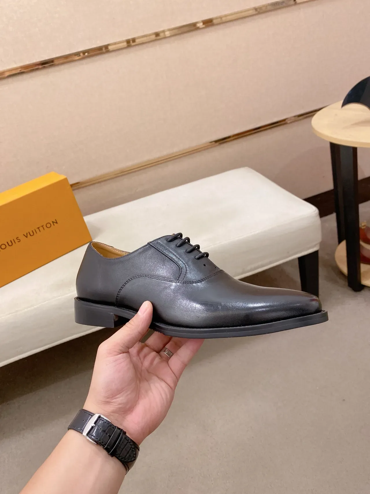 Chaussures Oxford en cuir à cap-toe noires 5