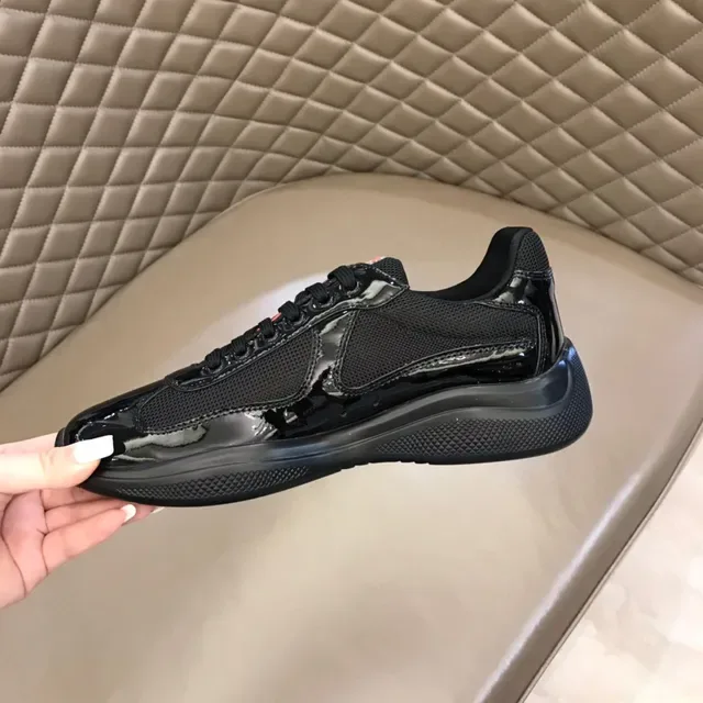 Tênis Lifestyle Preto Couro Patentado e Malha 3