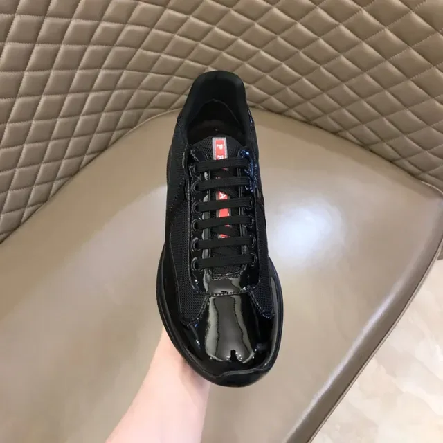 Tênis Lifestyle Preto Couro Patentado e Malha 4