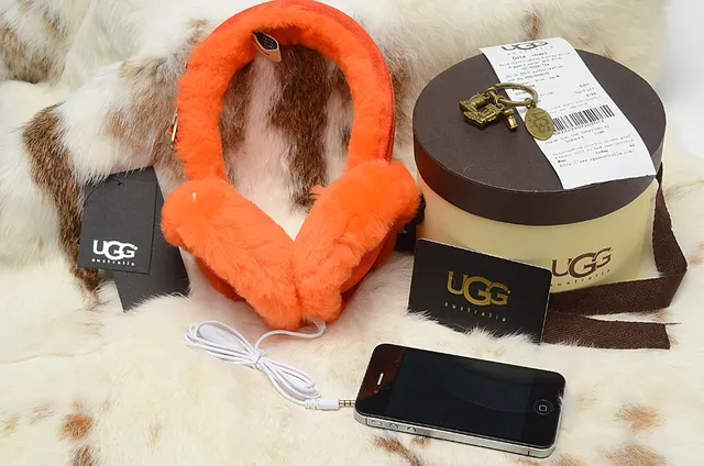 Auriculares over-ear con diadema negra y naranja, forro de peluche, plegables 13