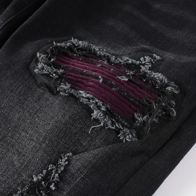 Jeans noirs et violets slim-fit distressed 8