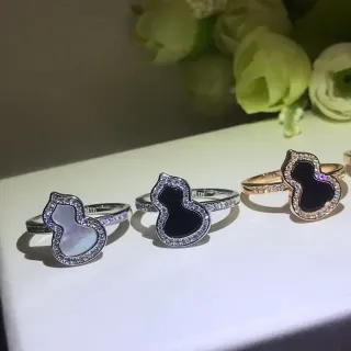黑银葫芦形轮廓镶嵌水晶边框戒指
