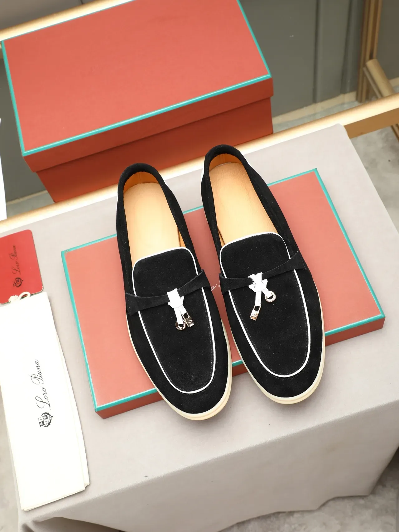 Black White Suede Upper Contrast Piping Loafer 3
