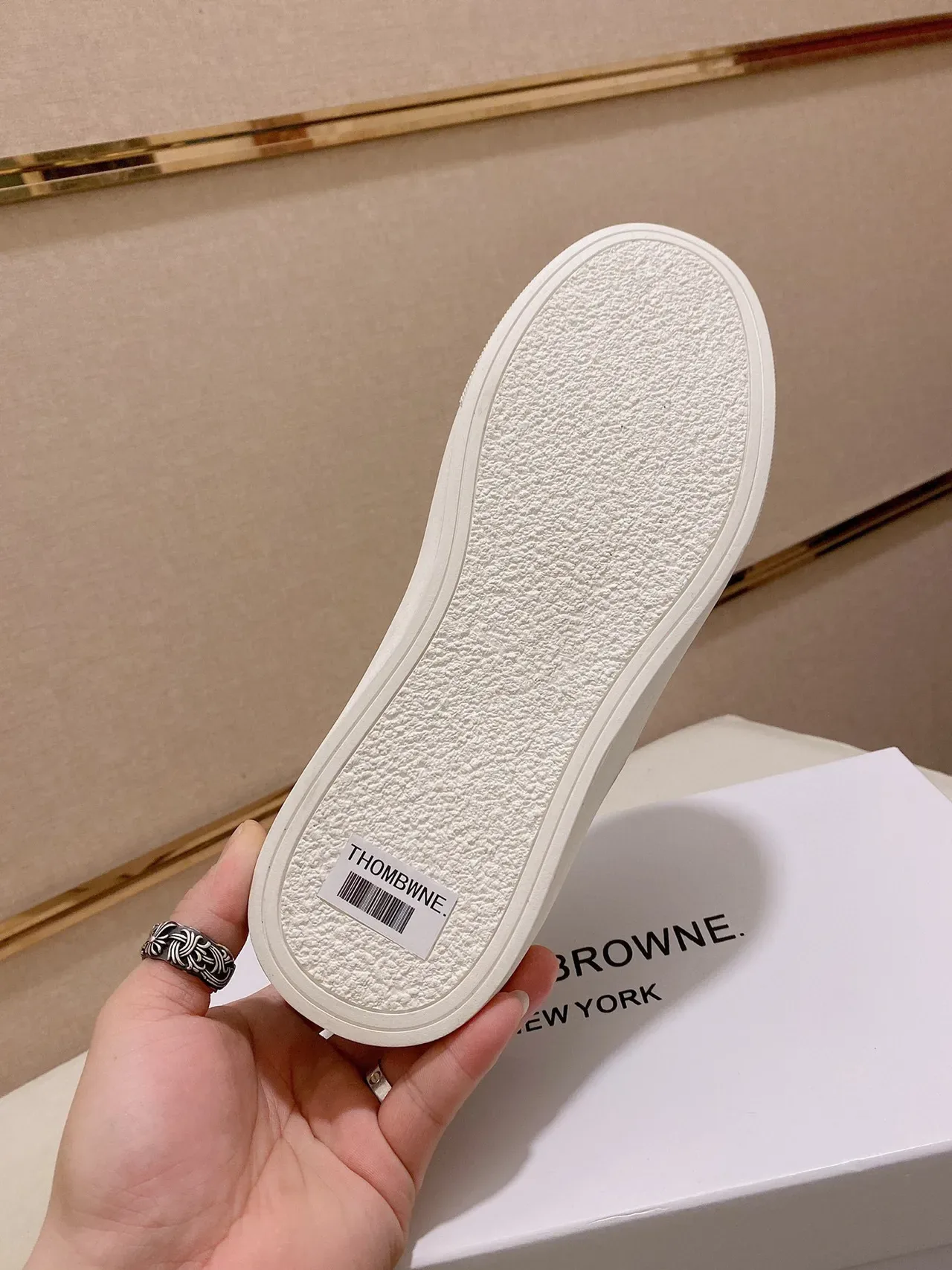 Black White Suede Upper Laces Sneakers 2