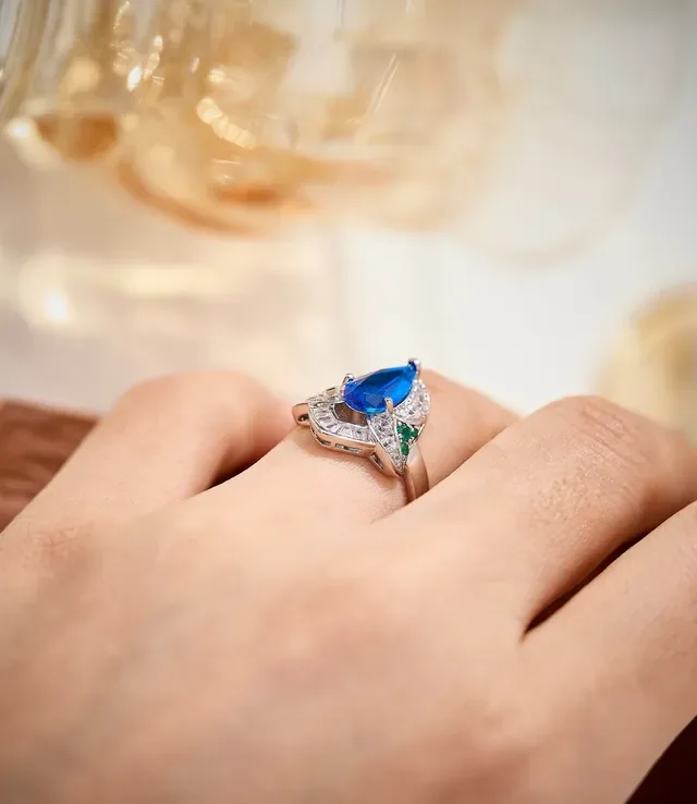 Blue Green Pear-Cut Central Stone Pavé Diamond Halo Ring 3