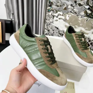 Brioni Verde Oliva y Tan Ante Zapatillas Lifestyle