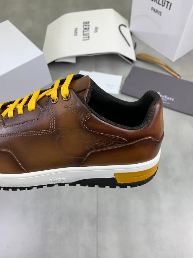 Brown Yellow Leather Upper Contrast Laces Lifestyle Sneakers 4