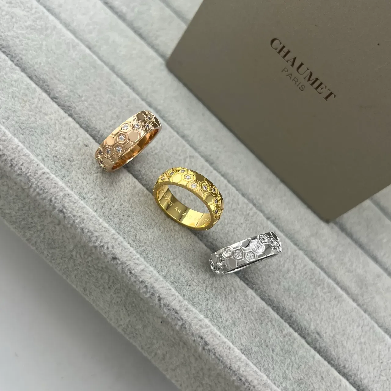CHAUMET Gold Silver Honeycomb Motif Pavé-Set Diamonds Ring 7