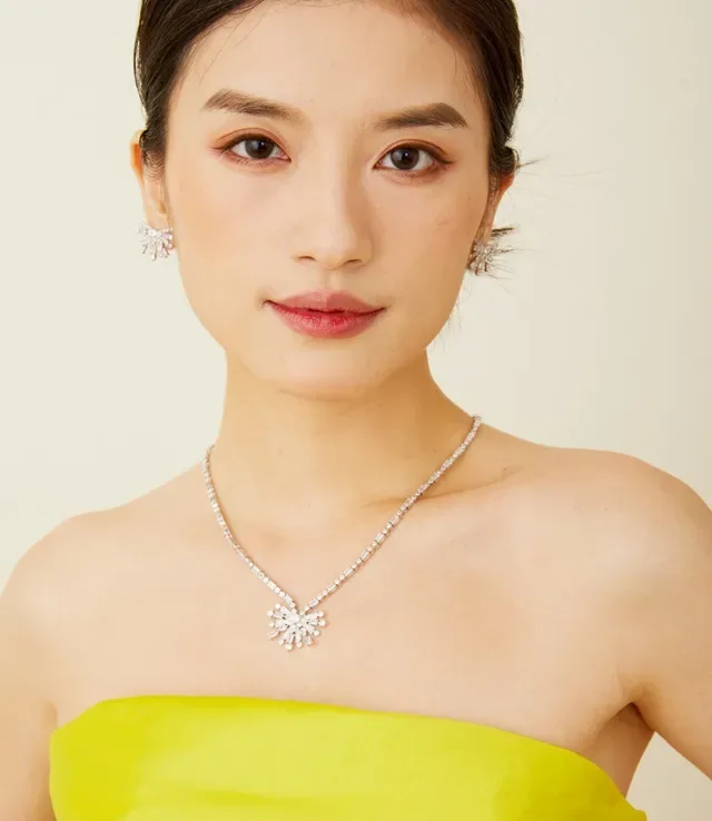 Crystal Fan-Cluster Statement Earrings 2