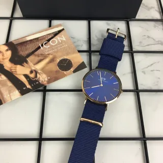 Daniel Wellington नीला सोना न्यूनतम केस क्वार्ट्ज घड़ी