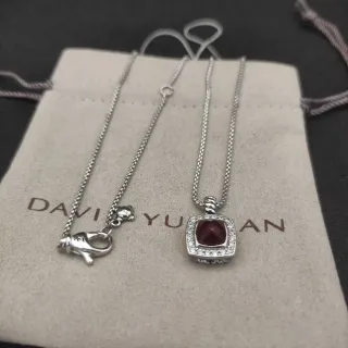 David Yurman Albion Collier Chaîne Argentée Pendentif Carré Rouge