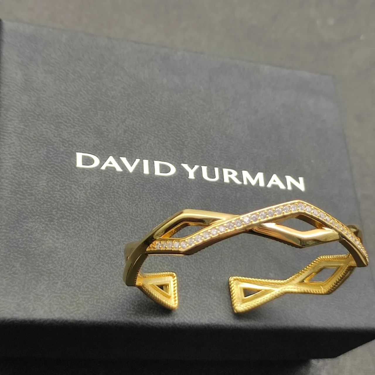 David Yurman Geometric Wave Pavé Cuff Bracelet 4