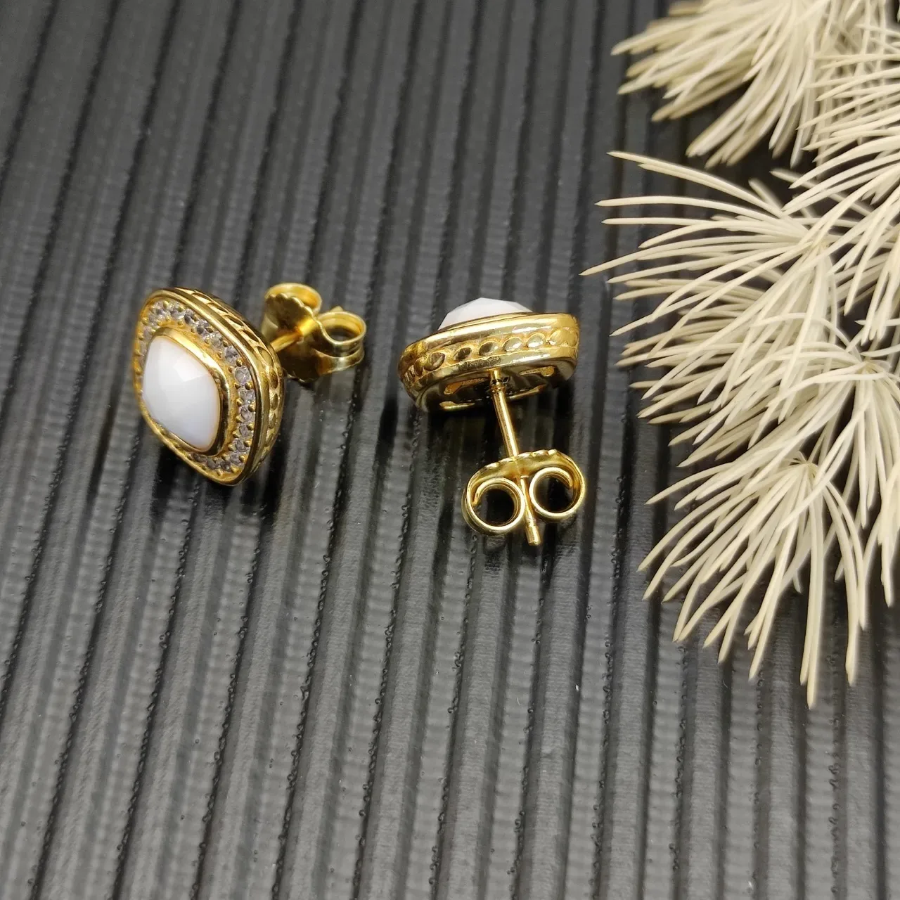 David Yurman Square Cushion Pavé Halo White Cabochon Stud Earrings 5