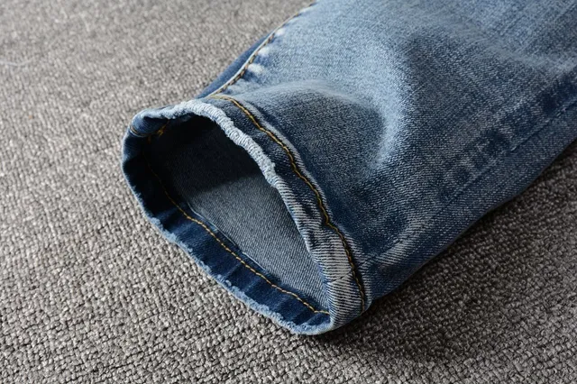distressed patchwork bleu lavé moyen slim-fit jeans 3