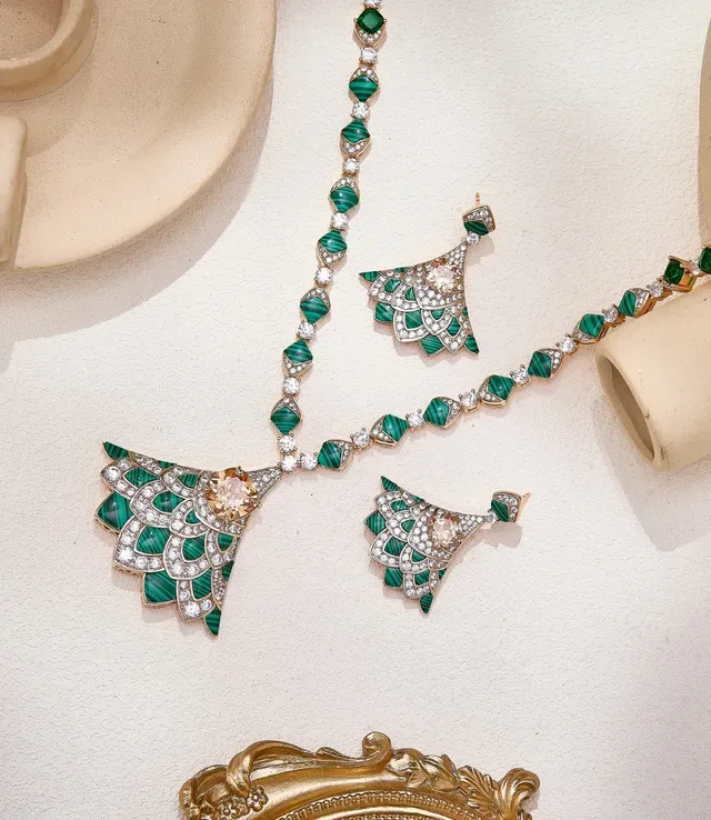 Fan-Shaped Malachite and Pavé Diamond Earrings 6
